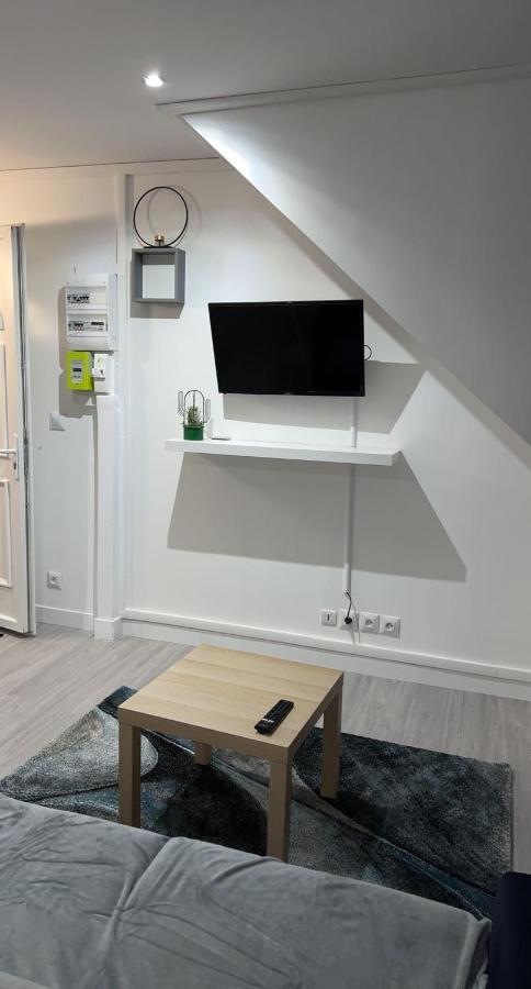 Appartement Moderne Refait A Neuf Proximite Centre Ville Et Plage Coudekerque-Branche المظهر الخارجي الصورة